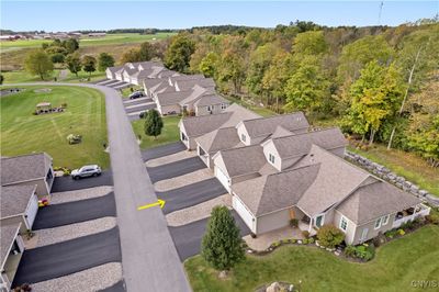 The community is an idyllic setting-quiet surroundings, but so close to the Village of Skaneateles. | Image 3