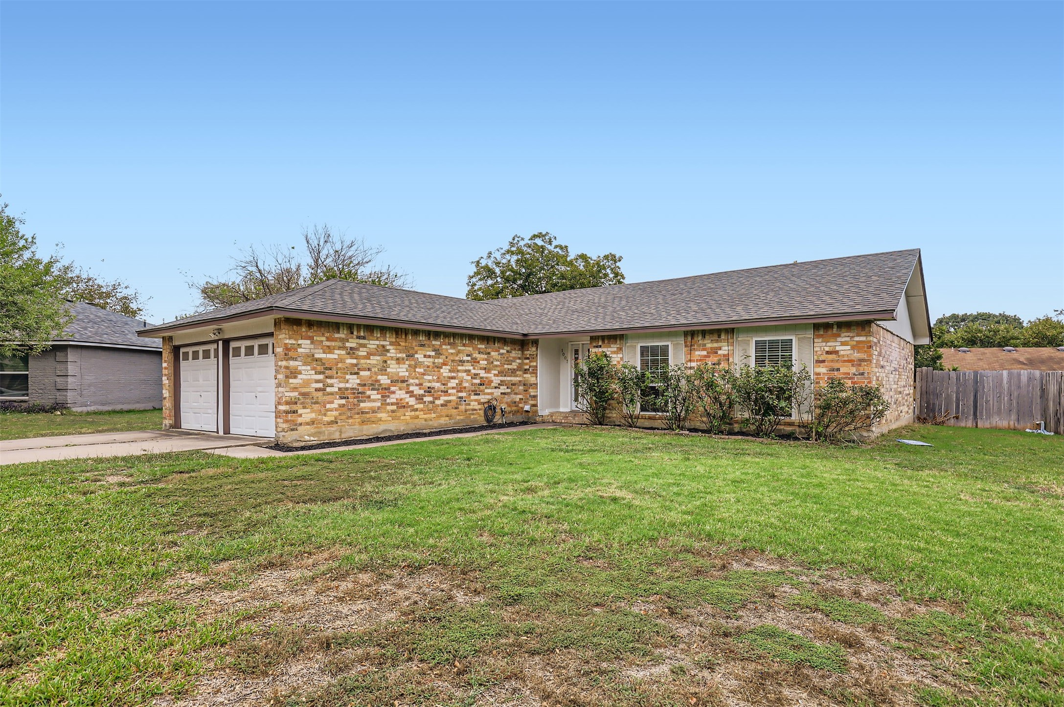 Rolling Green Dr, Round Rock, TX 78664