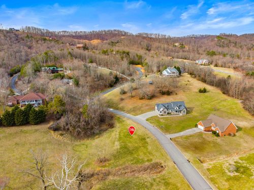 9019 Paradise View Dr, Mooresburg, TN, 37811-2694 | Card Image