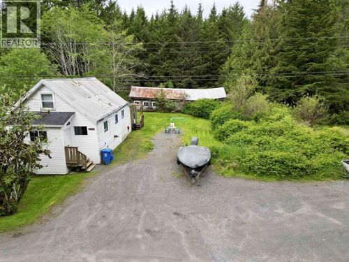 1865 11th Ave E, Prince Rupert, BC, V8J2X6 | Card Image