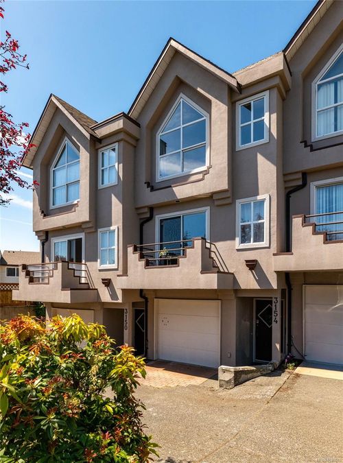 3154 Washington Ave, Victoria, BC, V9A1P6 | Card Image