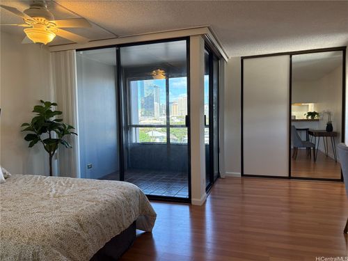 401-2100 Date St, Honolulu, HI, 96826-4019 | Card Image