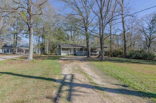 21552 La Highway 16, Denham Springs, LA, 70726-7517 | Card Image