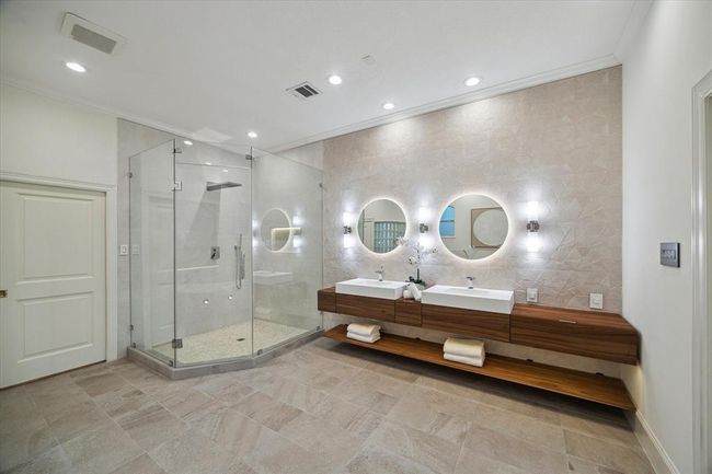 22 Berenger Pl, House other with 4 bedrooms, 5 bathrooms and 3 parking in Sugar Land TX | Image 27