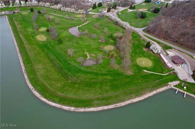 9 hole golf course | Image 47