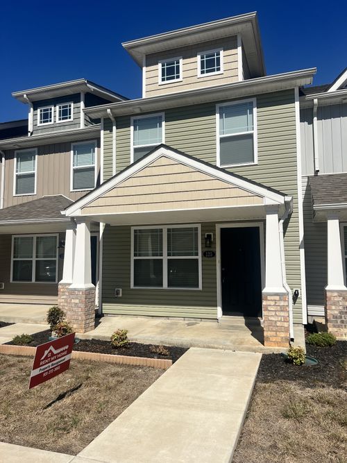 125 Davis Ridge Ln, Clarksville, TN, 37040 | Card Image