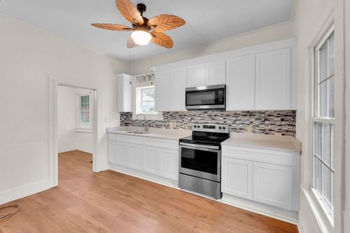 321 Manning St, Arcadia, SC, 29320-9040 | Card Image