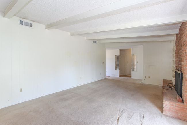 2608 E 24 Th St, House other with 3 bedrooms, 3 bathrooms and 2 parking in Big Spring TX | Image 10