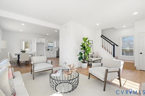 811 Spruce St, Hopewell, VA, 23860-5126 | Card Image