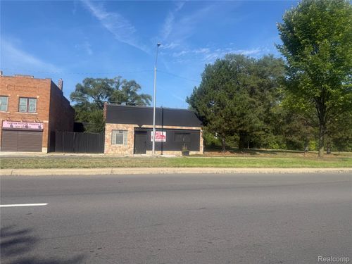 16539 Livernois Ave, Detroit, MI, 48221-3036 | Card Image