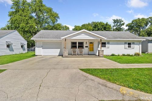 505 N Locke St, Nappanee, IN, 46550-1211 | Card Image
