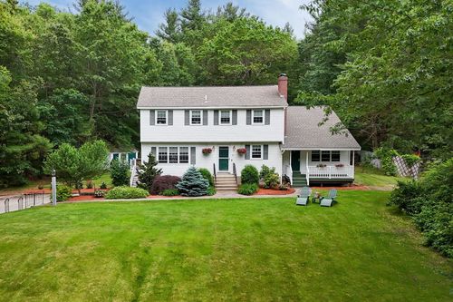 39 Sparhawk Dr, Londonderry, NH, 03053-4014 | Card Image