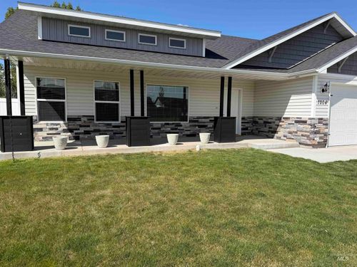 1204 5th Ave E, Jerome, ID, 83338-5116 | Card Image
