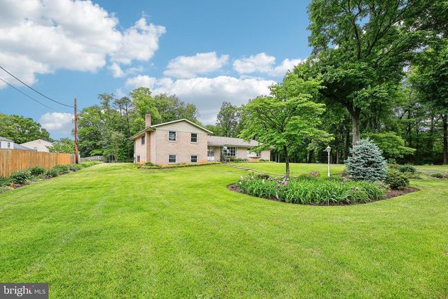 7410 Good Luck Rd, House other with 4 bedrooms, 3 bathrooms and null parking in LANHAM MD | Image 5