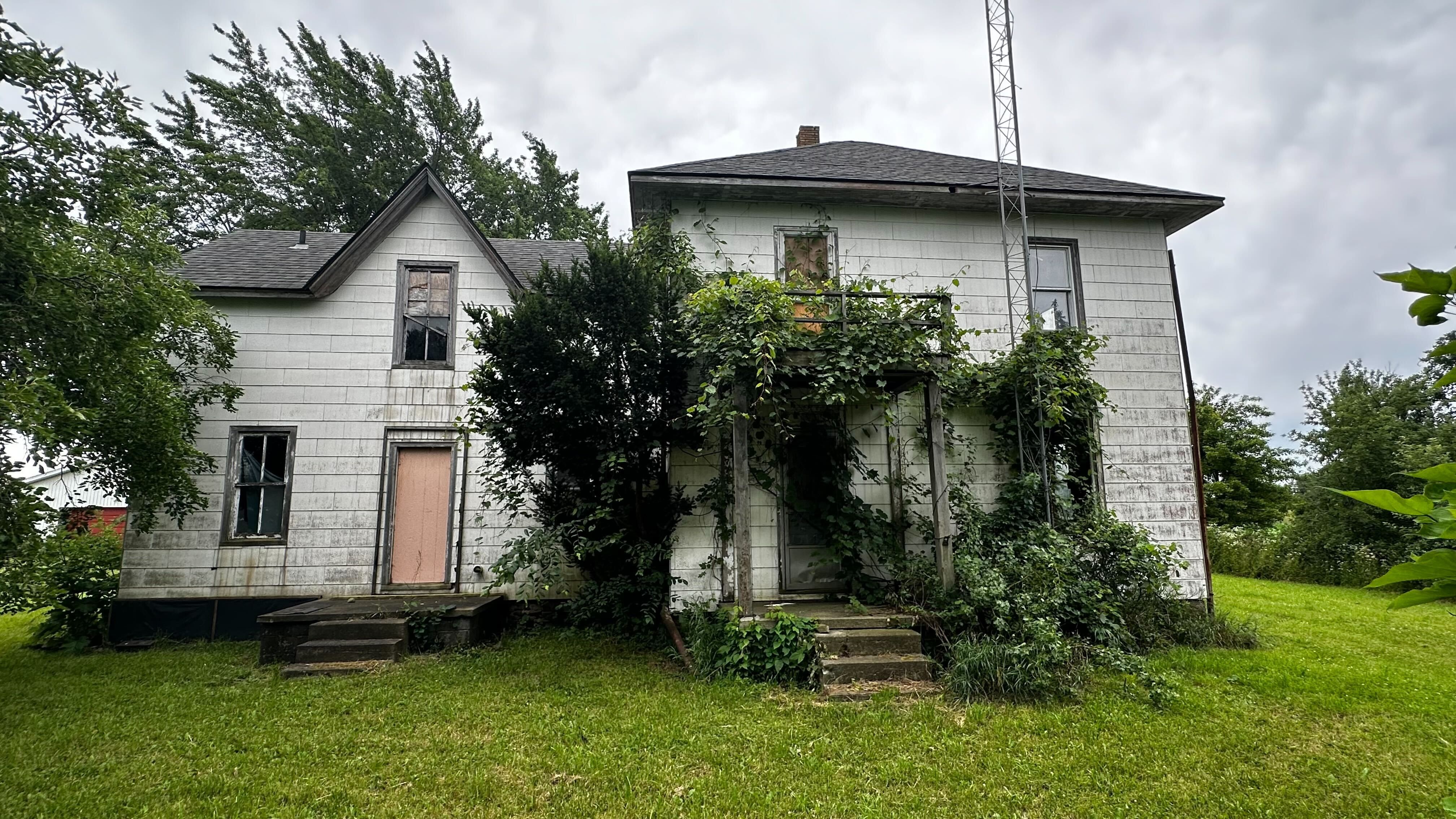 Burnside Rd, North Branch, MI 48461