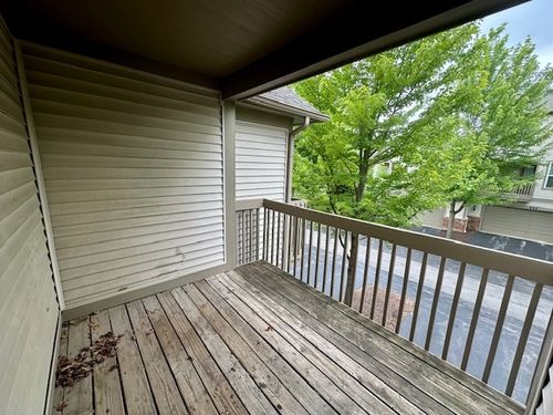 44-434 Valentine Way, Oswego, IL, 60543-4054 | Card Image