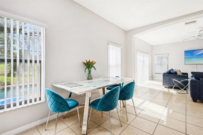 Dining Room with View to Livign Room | Image 11