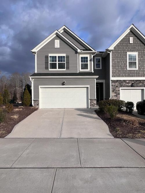 6422 Coda Ct, Raleigh, NC, 27616-1998 | Card Image