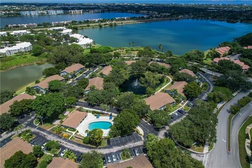 101-2729 S Oakland Forest Dr, Oakland Park, FL, 33309-7501 | Card Image