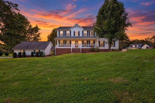 17289 Crabtree Ct, Bristol, VA, 24202-5158 | Card Image
