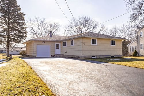 38 Notre Dame Dr, Rochester, NY, 14623-5124 | Card Image