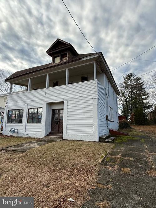 414 Columbia Blvd, National Park, NJ, 08063-1204 | Card Image