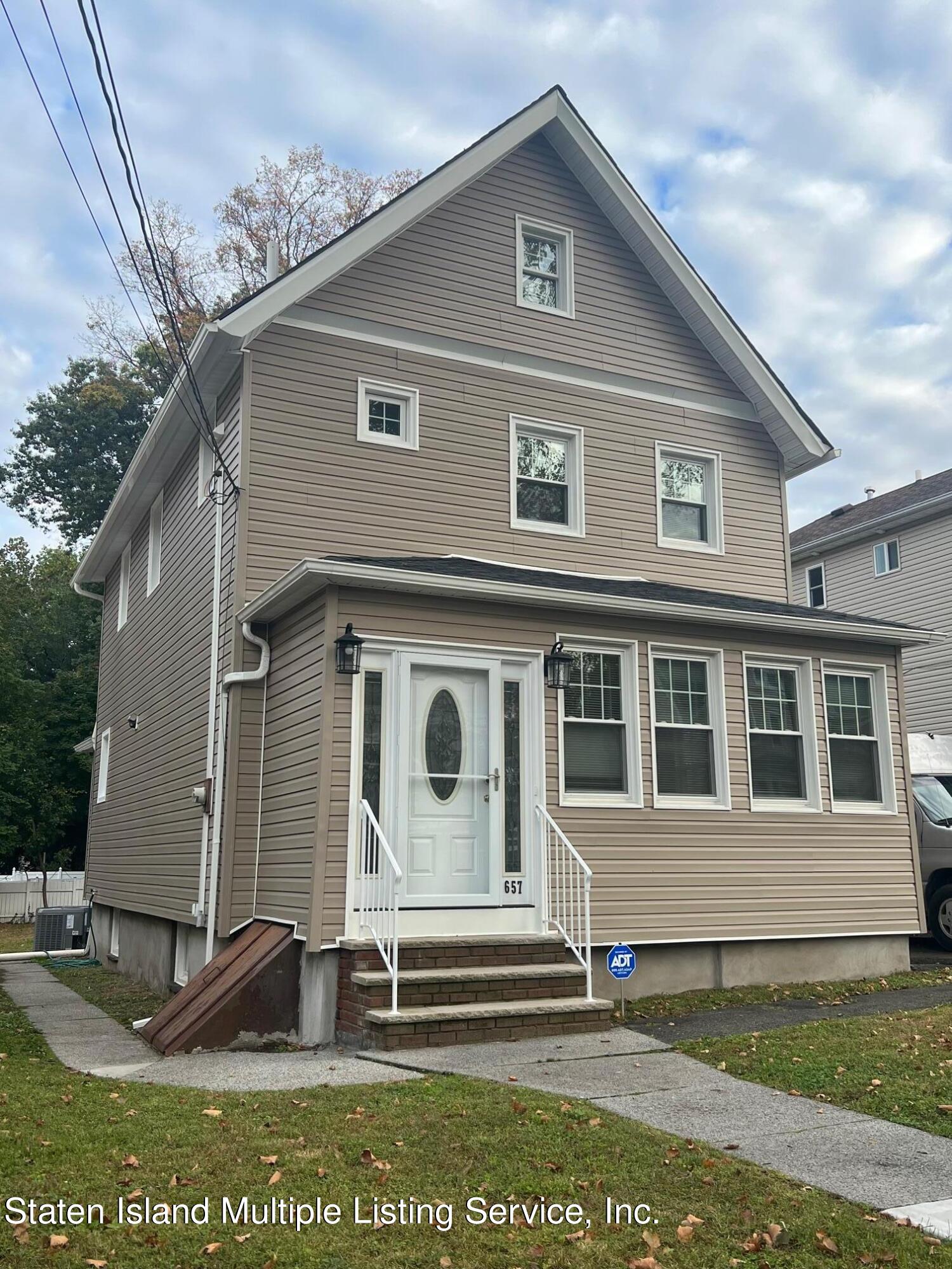 Delafield Ave, Staten Island, NY 10310