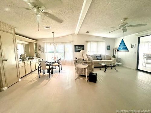6221 S Ironwood Ln, Lantana, FL, 33462-2065 | Card Image