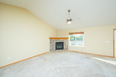 6054 Sheffield Circle, Condo with 2 bedrooms, 2 bathrooms and null parking in Johnston IA | Image 3