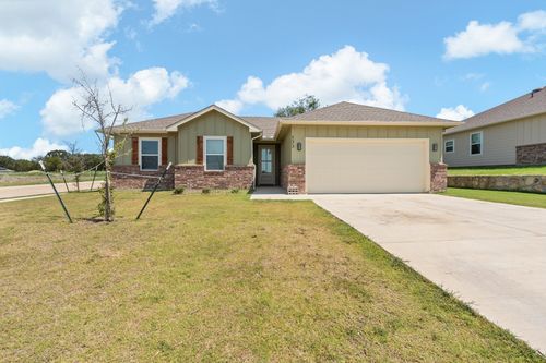 123 Wells St, Cleburne, TX, 76031-6443 | Card Image