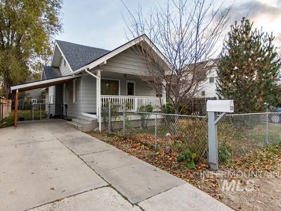 528 18th Ave N, House other with 2 bedrooms, 2 bathrooms and 3 parking in Nampa ID | Image 1