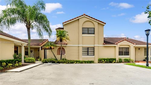 6460-6460 Nw 170th Ter, Hialeah, FL, 33015-4600 | Card Image