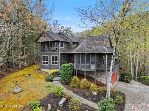 802 Stonegate Way, Townsend, TN, 37882-4118 | Card Image