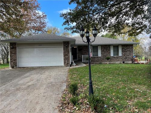 2002 Plum Street, Higginsville, MO, 64037 | Card Image