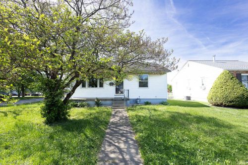 3200 Edgewood Dr, Evansville, IN, 47712-4936 | Card Image