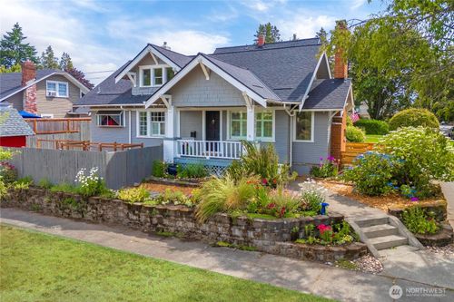 2501 N Lawrence Street, Tacoma, WA, 98406 | Card Image