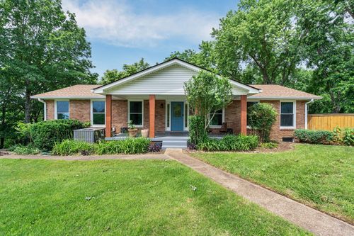 415 Isaac Dr, Goodlettsville, TN, 37072-1219 | Card Image