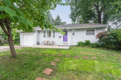 401 Lawnview Dr, Morgantown, WV, 26505-2130 | Card Image