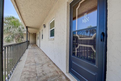 310-11485 Oakhurst Rd, LARGO, FL, 33774-3959 | Card Image