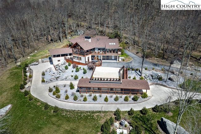 45 Dunvegan Rd, House other with 4 bedrooms, 7 bathrooms and null parking in Banner Elk NC | Image 43