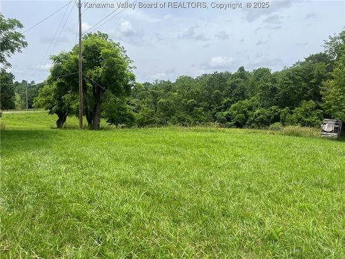 492 Lone Oak Rd, Cottageville, WV, 25239-9092 | Card Image