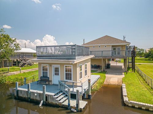 5076 Utah St, Bay St. Louis, MS, 39520-7106 | Card Image