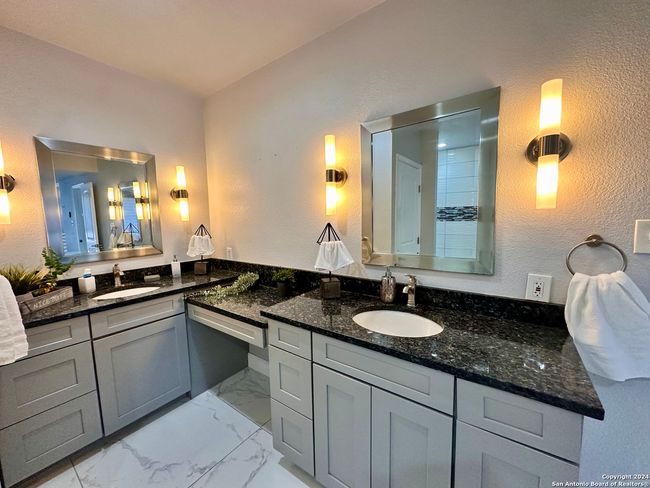 APT-2301 - 7701 Wurzbach Rd, Condo with 3 bedrooms, 3 bathrooms and null parking in San Antonio TX | Image 16