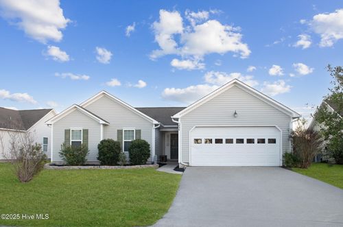 236 Red Carnation Dr, Holly Ridge, NC, 28445-7942 | Card Image
