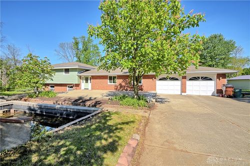 122 Cherry Hill Drive, Beavercreek, OH, 45440 | Card Image