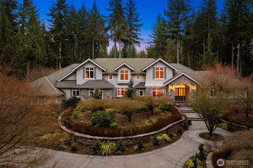 22025 Ne 82nd Pl, Redmond, WA, 98053-5909 | Card Image
