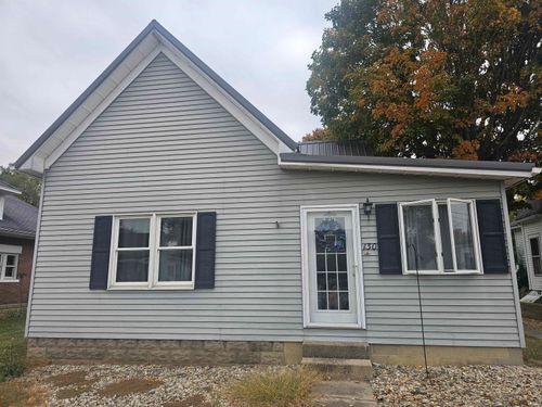 130 W Jackson St, Galveston, IN, 46932-5021 | Card Image