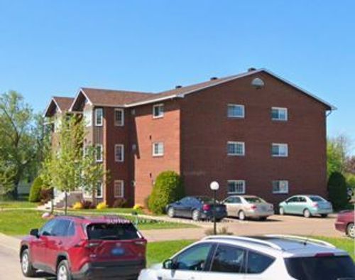 3b-85 Edey St, Arnprior, ON, K7S1B9 | Card Image