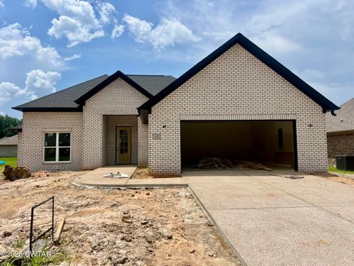 11 Grande Pines Cv, Jackson, TN, 38305-6612 | Card Image