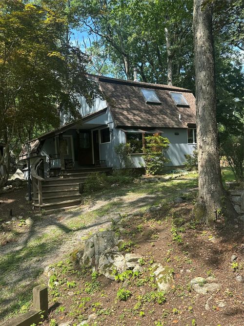 41 Winston Ln, Garrison, NY, 10524-7406 | Card Image